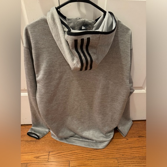 Adidas Men's Jacket. Size Medium. Gray with hood ands pockets. Never worn - Picture 3 of 6